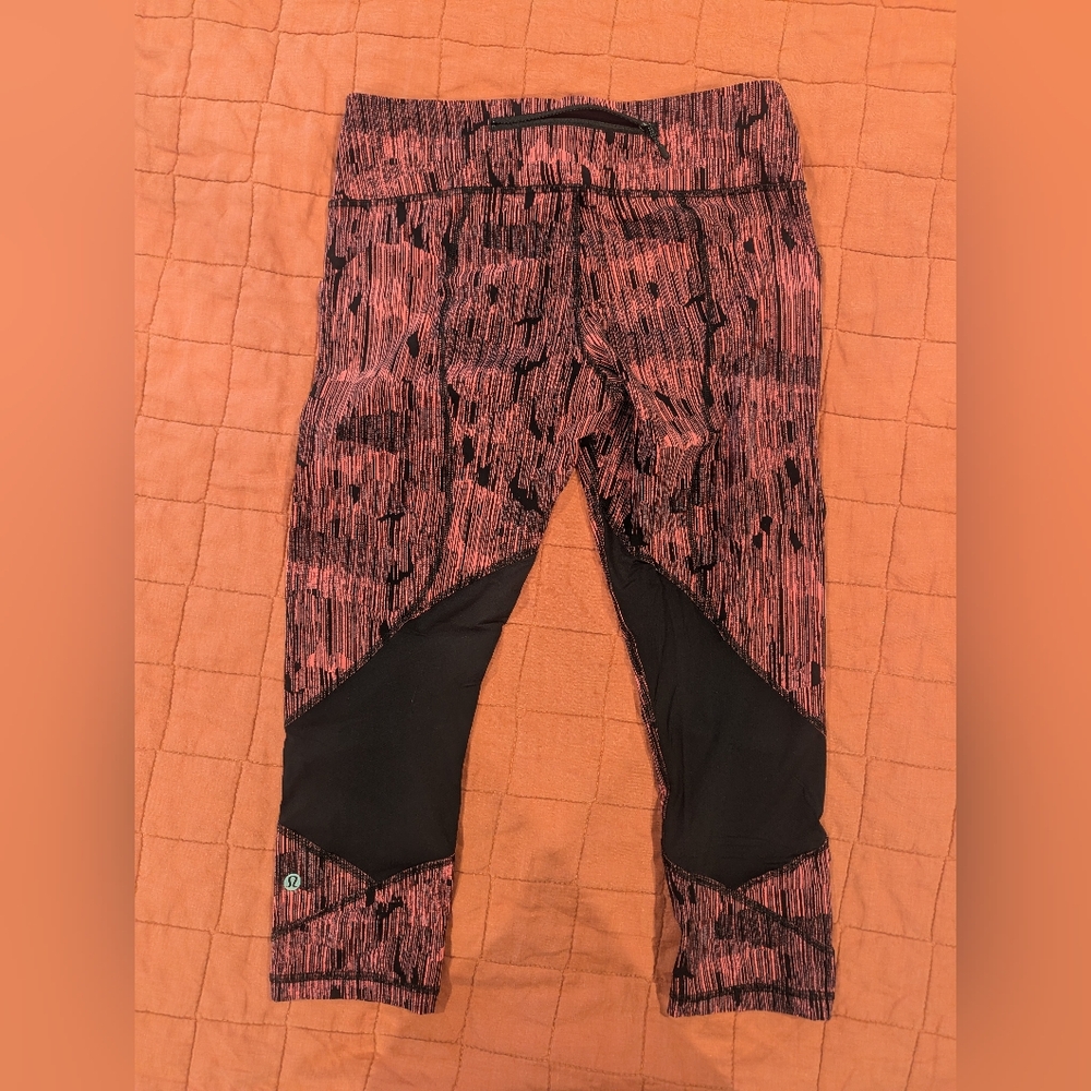 Lululemon Pace Rival Crops - Picture 2 of 3
